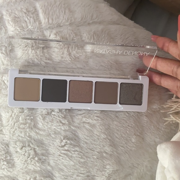 Natasha Denona make up palette - Picture 2 of 2